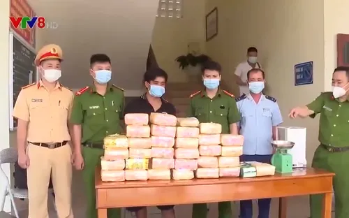 Hà Tĩnh: Bắt đối tượng vận chuyển số lượng lớn ma túy