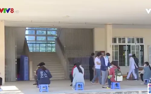 Phú Yên xét nghiệm COVID-19 cho thí sinh và cán bộ, giáo viên coi thi đợt 1
