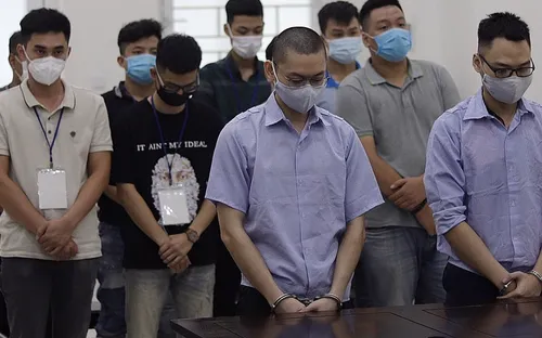 Ba cựu công an lĩnh án tù vì bắt người trái luật