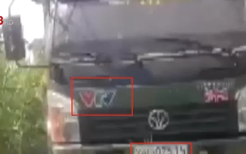 Đoàn xe có dấu hiệu vi phạm dán logo VTV