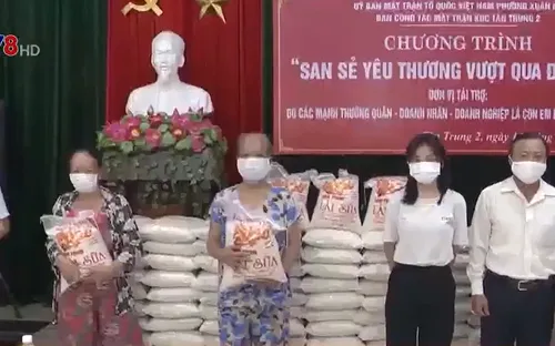 Mặt trận Tổ quốc Việt Nam TP Đà Nẵng hỗ trợ suất quà cho người nghèo