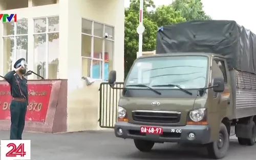 Những chuyến xe nghĩa tình hướng về tâm dịch TP Hồ Chí Minh