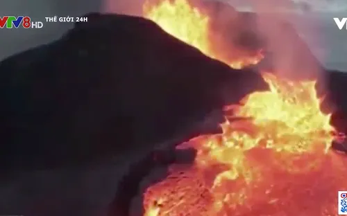 3 ngọn núi lửa  ở Alaska, Mỹ đồng loạt phun trào