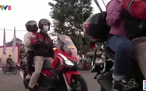 Indonesia thí điểm chuyển đổi xe chạy xăng sang xe chạy điện