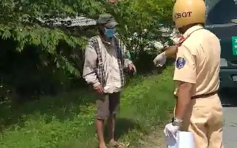 Bắt đối tượng truy nã nhiễm HIV, nghi mắc COVID-19