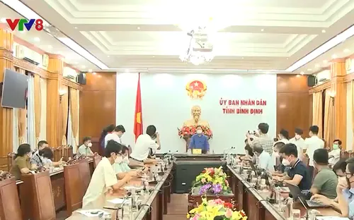 Bình Định: Đình chỉ công tác giám đốc sở chơi golf trong lúc giãn cách xã hội