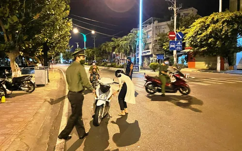 Khánh Hòa tiếp tục giãn cách xã hội toàn tỉnh