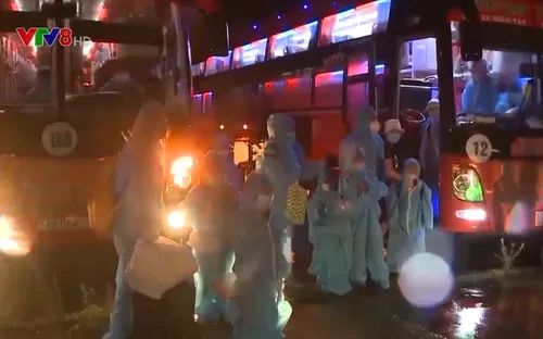 Bình Định: Đón học sinh tại thành phố Hồ Chí Minh về địa phương