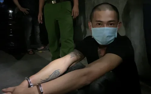 Bắt giữ đối tượng mang ma túy, rút "hàng nóng" định chống trả khi bị truy đuổi