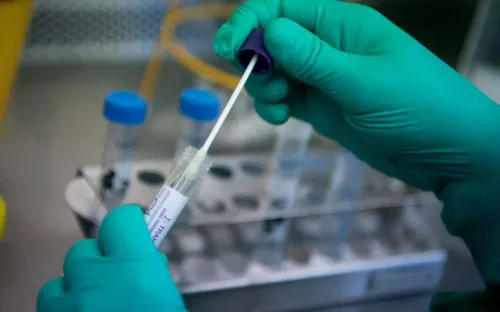 Thủ tướng yêu cầu Bộ Y tế thông tin về bộ xét nghiệm phát hiện Omicron