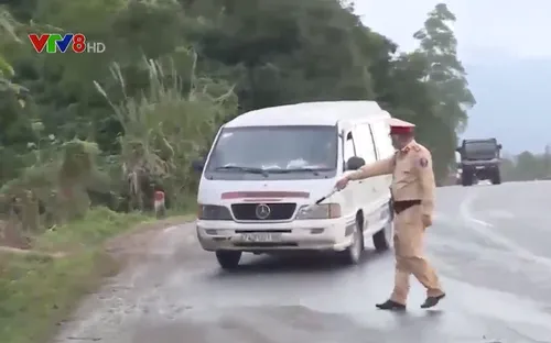 Nguy hiểm từ xe hạ tải chở hàng cấm