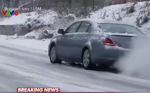 Bão tuyết gây hàng trăm vụ tai nạn giao thông tại Mỹ
