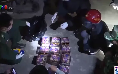 Nóng tình trạng buôn bán pháo nổ thời điểm cuối năm