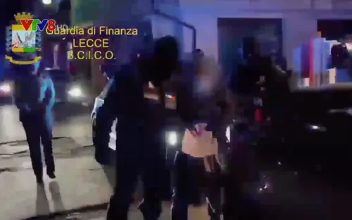 Triệt phá đường dây đưa người trái phép sang châu Âu