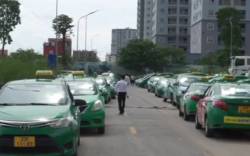 Taxi vắng khách dịp cuối năm
