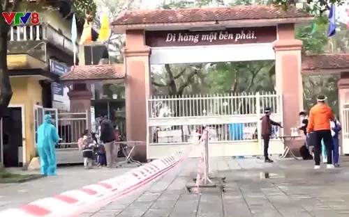 Thừa Thiên Huế: Học sinh cấp I chính thức đi học trở lại