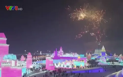 Lễ hội băng tuyết rực rỡ sắc màu ở Trung Quốc