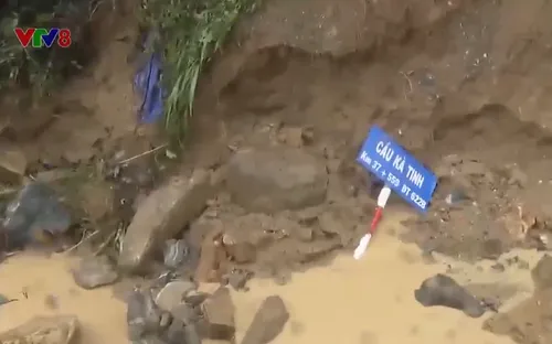 Sạt lở tại thủy điện ở Quảng Ngãi