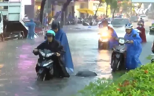 Nhận diện nguyên nhân ngập lụt trầm trọng ở TP Đà Nẵng