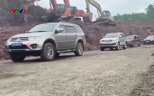 Quảng Trị: Thông xe tuyến Quốc lộ 15D