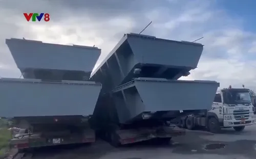 Phát hiện hàng loạt xe siêu trường, siêu trọng vượt trạm