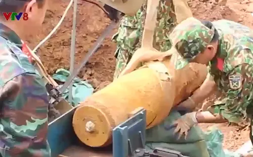 Quảng Trị xử lý thành công quả bom trong khu dân cư