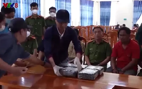 Nóng cuộc chiến chống tội phạm ma túy