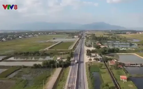 Quảng Bình tăng cường xử lý các công trình xây dựng trái phép lấn chiếm hành lang an toàn giao thông