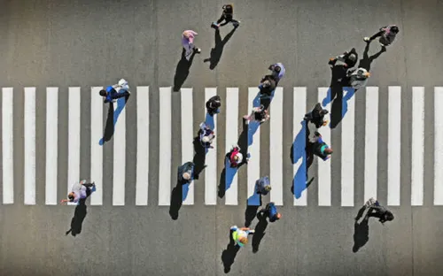 Người đi bộ vi phạm luật giao thông bị xử phạt như thế nào?