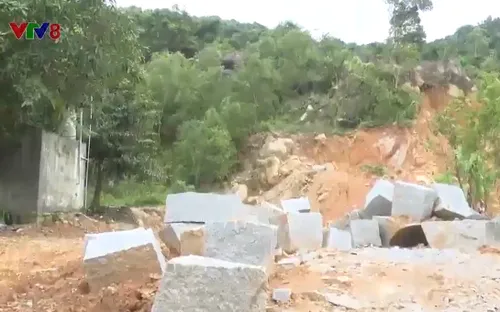 Phú Yên: Yêu cầu không để xảy ra tình trạng khai thác đá chẻ trái phép