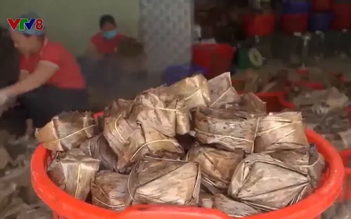 Làng nghề bánh gai Nghệ An vào vụ Tết