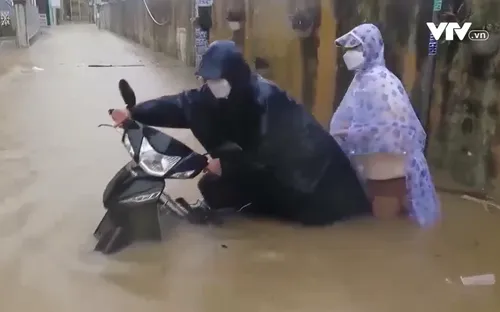 Mưa lũ làm 4 người thương vong và 2 người mất tích