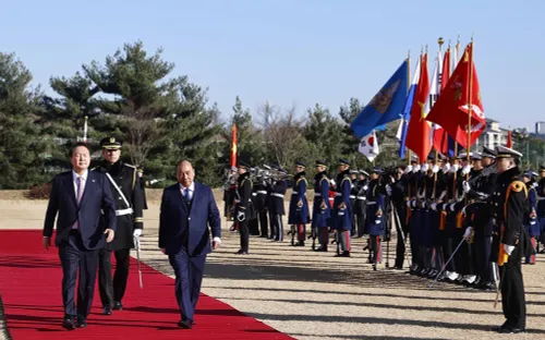 Lễ đón chính thức Chủ tịch nước Nguyễn Xuân Phúc tại thủ đô Seoul, Hàn Quốc