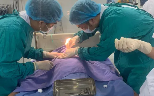 Uốn ván nguy kịch từ một vết thương nhỏ ở chân