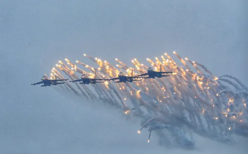 Người dân Hà Nội háo hức với Triển lãm quốc phòng quốc tế 2022