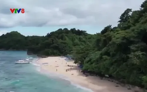 Philippines chính thức mở cửa đón khách quốc tế