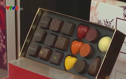 Trưng bày các sản phẩm socola nhân ngày Lễ tình nhân