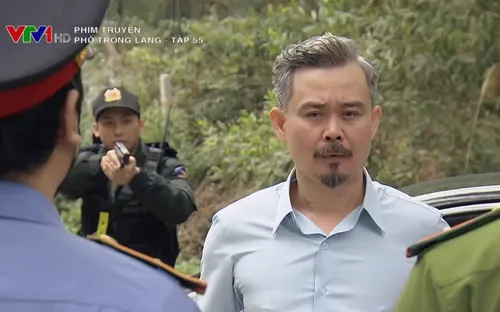 Phố trong làng - Tập 55: Ông Lợi bị bắt, sóng ngầm tại Tân Xuân sắp kết thúc