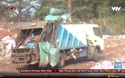 Bãi rác quá tải gây ô nhiễm khu dân cư ở Đắk Nông