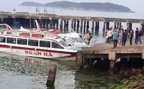 Người dân và du khách mắc kẹt ở đảo Cù Lao Chàm đã vào đất liền