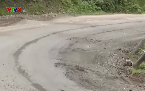 Áp lực hạ tầng giao thông tại cửa khẩu Quốc tế Nam Giang