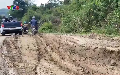 Hệ lụy từ tuyến đường hơn 2 năm thi công dang dở