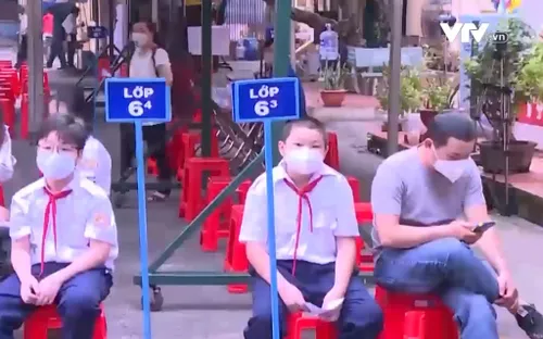 TP Hồ Chí Minh phân luồng một chiều, trực cấp cứu đảm bảo an toàn tiêm vaccine cho trẻ em