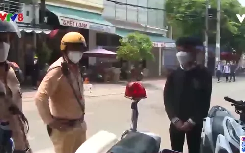 Chấn chỉnh tình trạng thiếu niên sử dụng xe mô tô