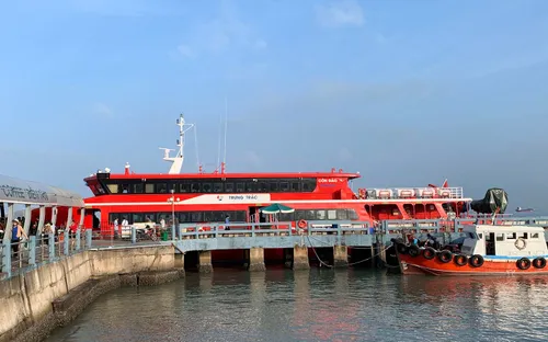 Chưa cấp phép tuyến tàu cao tốc TP Hồ Chí Minh - Côn Đảo vì... hết chỗ đậu tàu?