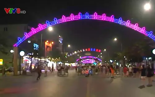 Sôi động phố đi bộ thành phố Vinh, tỉnh Nghệ An