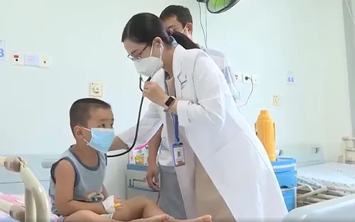 TPHCM: Gia tăng bệnh tay chân miệng ở trẻ em