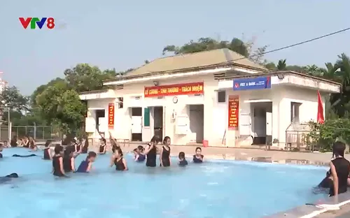 Quảng Nam: Tăng cường dạy bơi cho trẻ em