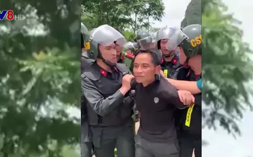 Thanh Hóa: Bắt đối tượng giết người lẩn trốn trong rừng