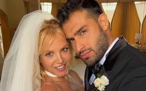 Chồng Britney Spears sẽ không hưởng bất kì khoản thu nhập nào của vợ trong quá khứ